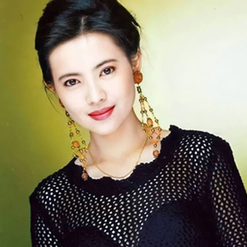 Yammie Lam 蓝洁瑛